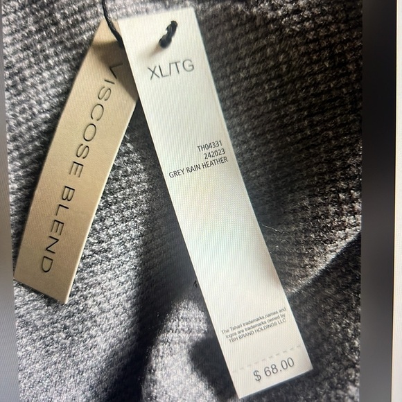 NWOT. Tahari Gray Viscose Blend. XL - Picture 6 of 6